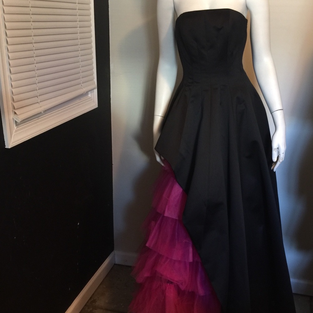 betsey johnson gown 💓